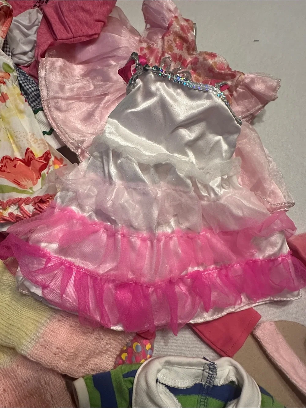 Doll Clothes Misc Lot Madame Alexander, American Girl, Build a Bear, 30 pcs